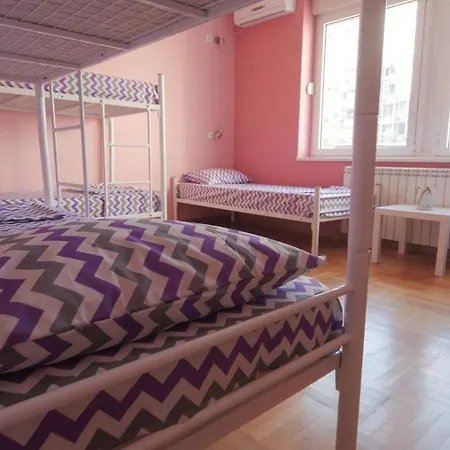 Stella Di Notte Vip Hostel Belgrade